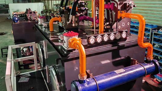 高精度液压控制